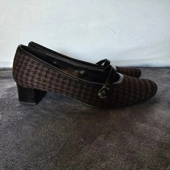 Vaneli Brown Plaid Pattern Women's Slip-on Shoes with 2" Heels, Size 7N (NARROW)